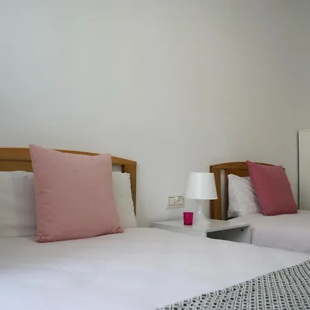 Atico En La Playa De Samil Apartman